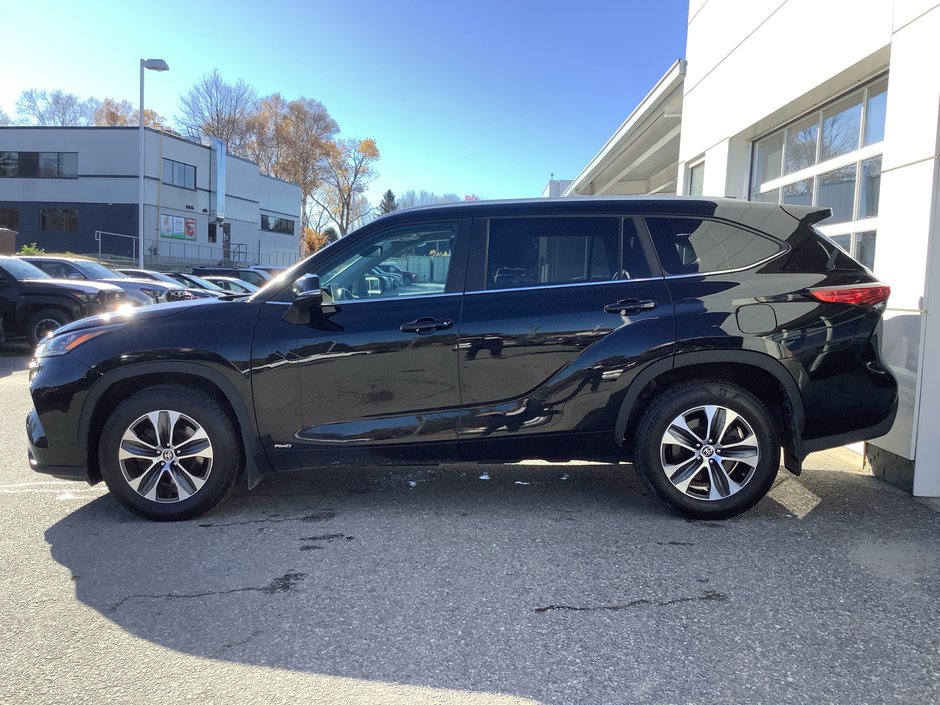 2023 Toyota HIGHLANDER Hybrid XLE-4