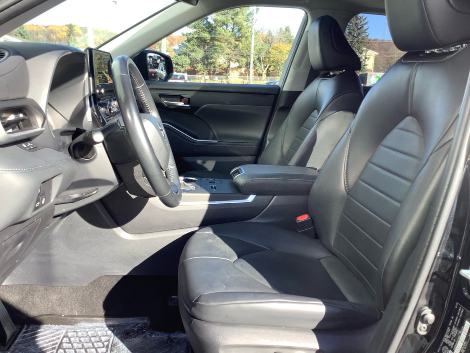 2023 Toyota HIGHLANDER Hybrid XLE-11