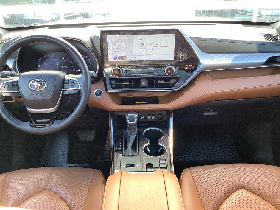 2024 Toyota HIGHLANDER PLATINUM-21