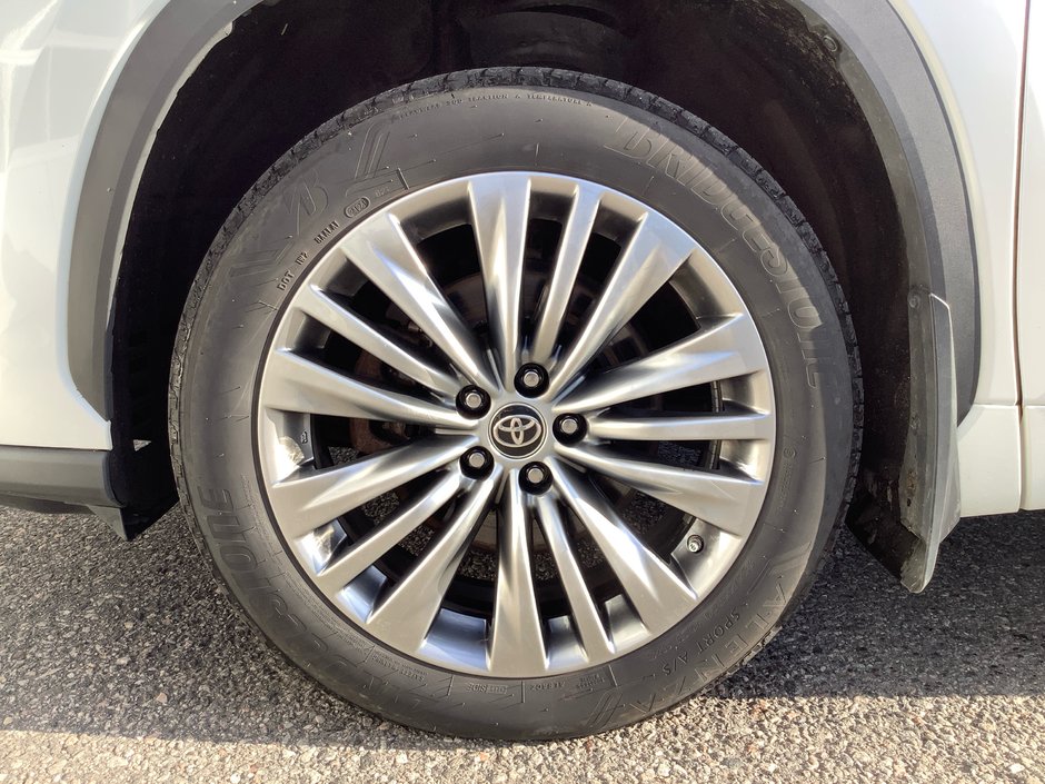 2024 Toyota HIGHLANDER PLATINUM-8