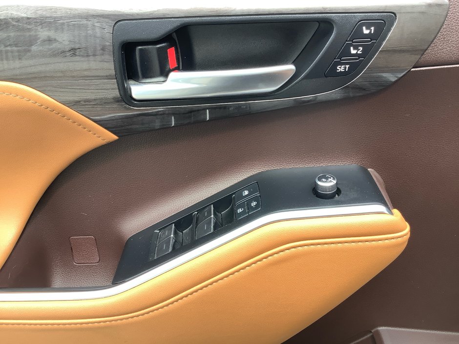 2020 Toyota HIGHLANER HYBRI PLATINUM-6