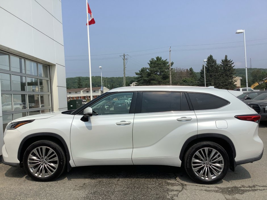 2022 Toyota HIGHLANER PLAT Limited-8