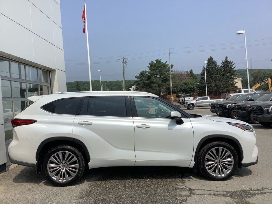 2022 Toyota HIGHLANER PLAT Limited-3