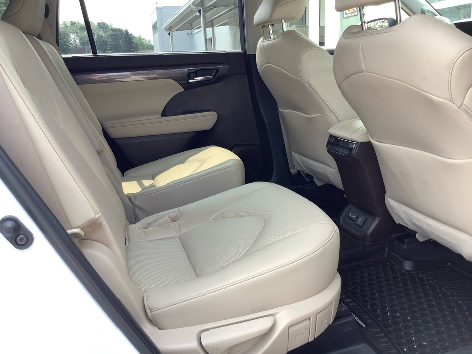 2022 Toyota HIGHLANER PLAT Limited-13