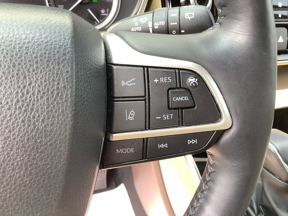 2022 Toyota HIGHLANER PLAT Limited-21
