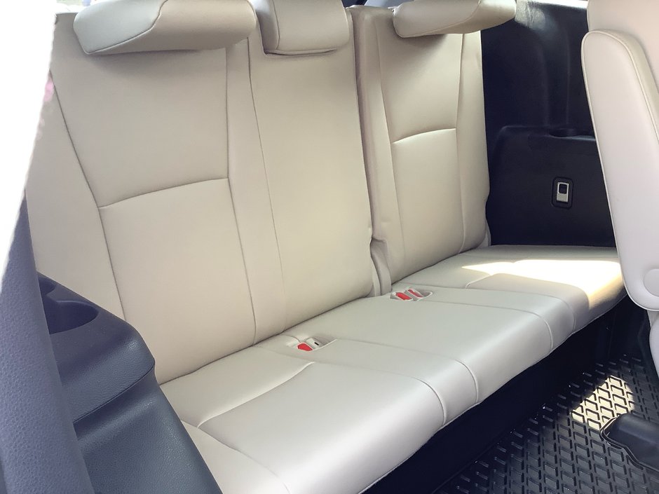 2022 Toyota HIGHLANER PLAT Limited-14
