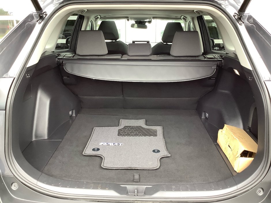 2023 Toyota RAV4 HYB Hybrid XLE-7