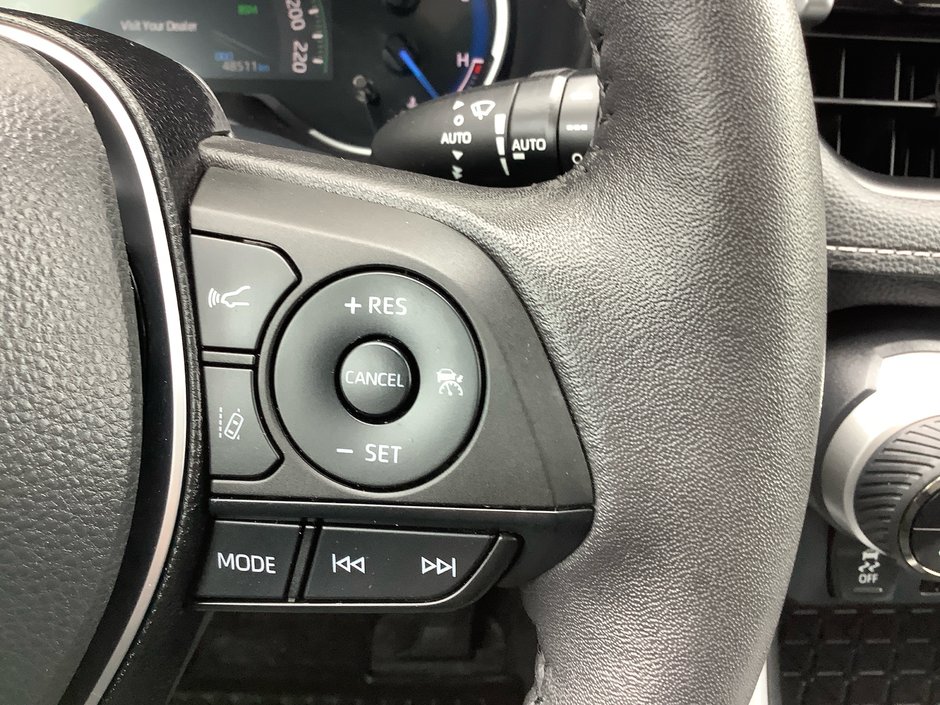 2023 Toyota RAV4 HYB Hybrid XLE-16