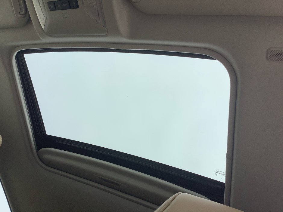 2024 Toyota RAV4 HYBRID LIMITED-11