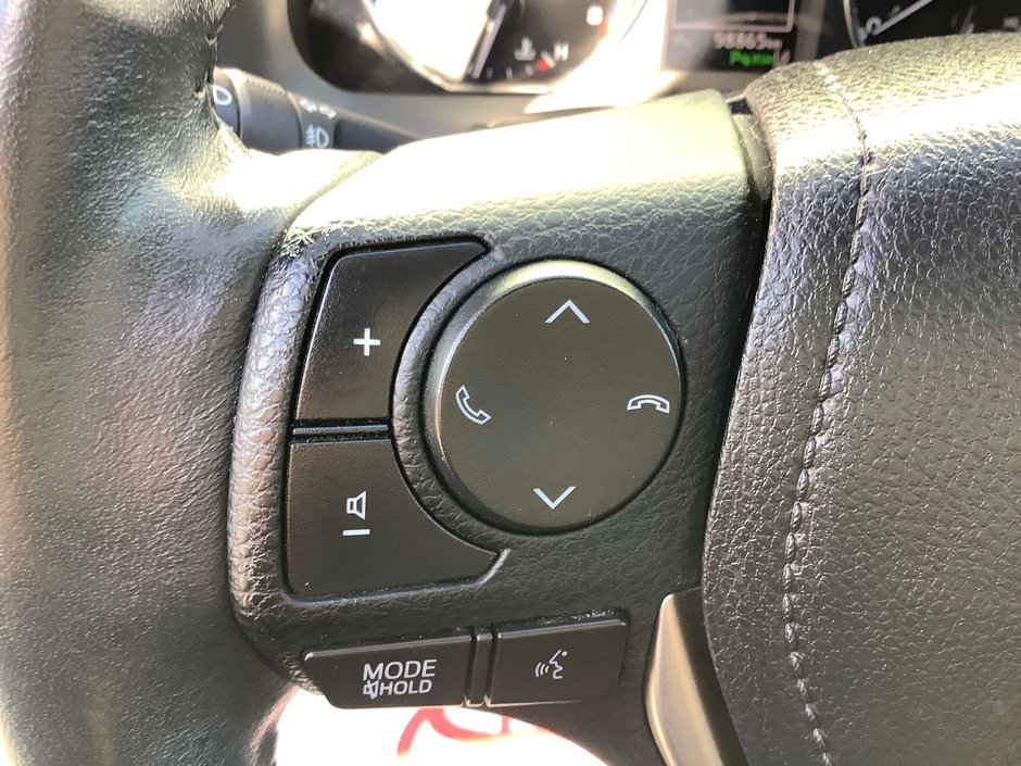 2018 Toyota RAV4 Limited-18