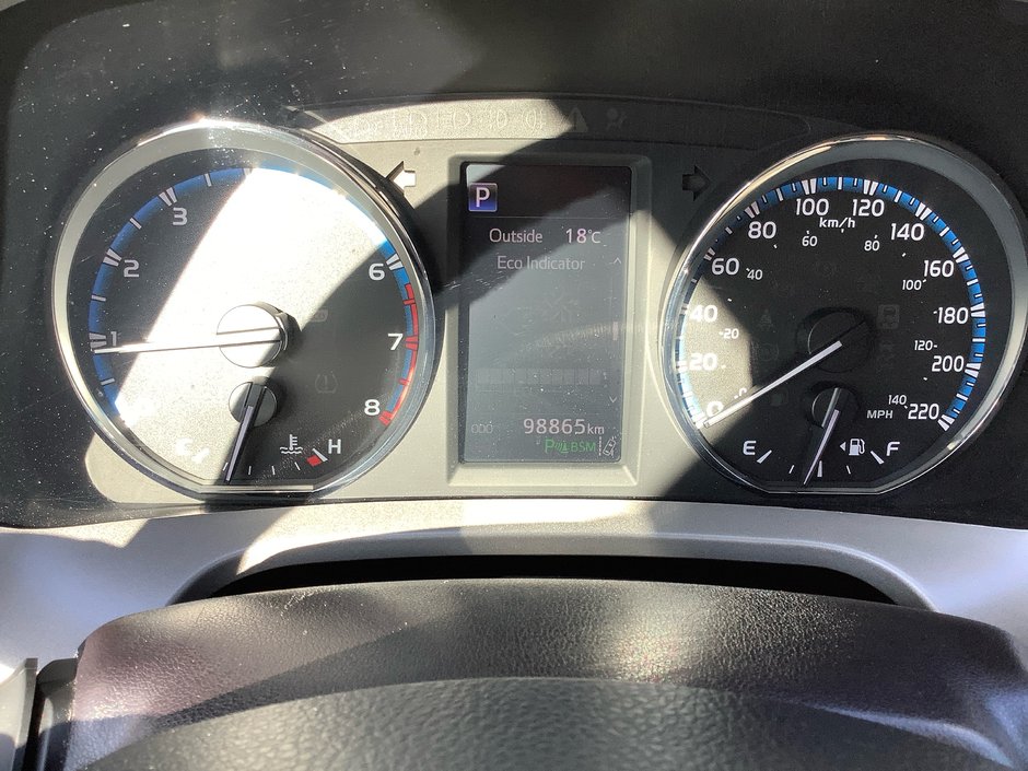 2018 Toyota RAV4 Limited-20