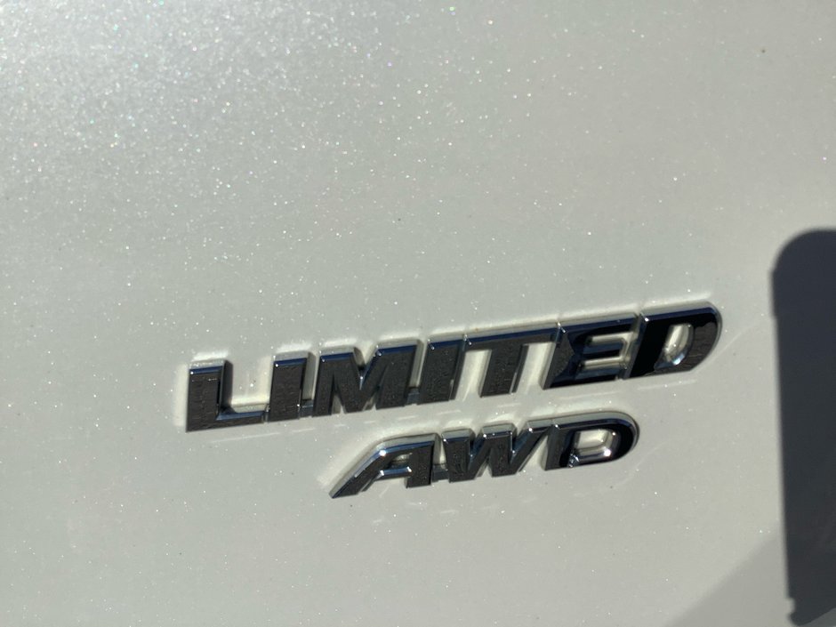 2018 Toyota RAV4 Limited-7