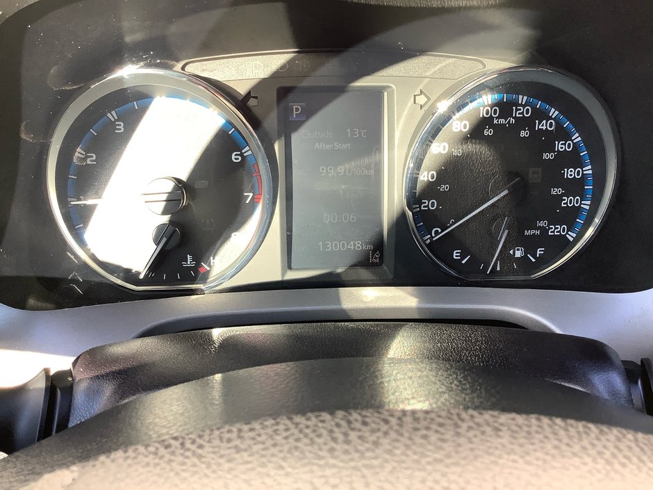 2018 Toyota RAV4 LE AWD-9