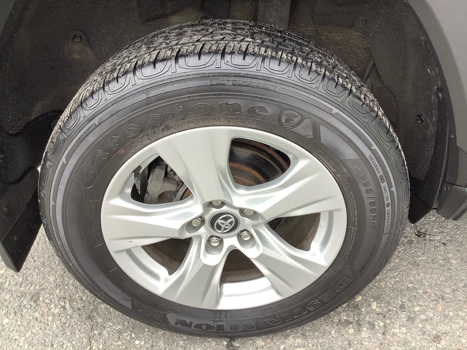 2019 Toyota RAV4 LE-11