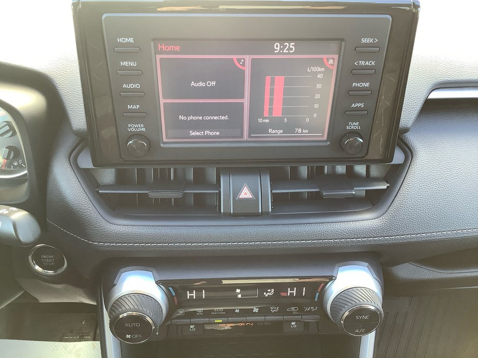 2019 Toyota RAV4 XLE-21