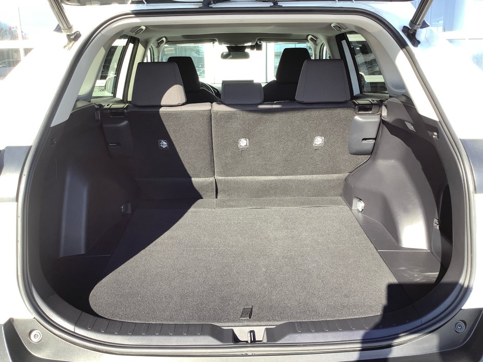 2019 Toyota RAV4 XLE-8