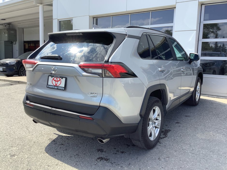 2020 Toyota RAV4 XLE-5