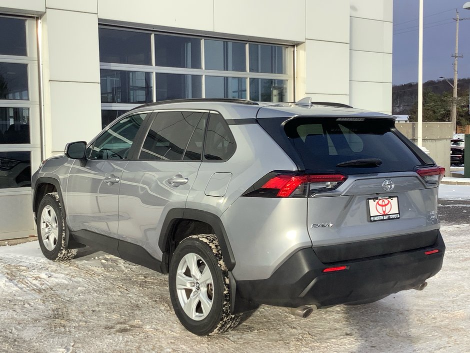 2020 Toyota RAV4 XLE-21