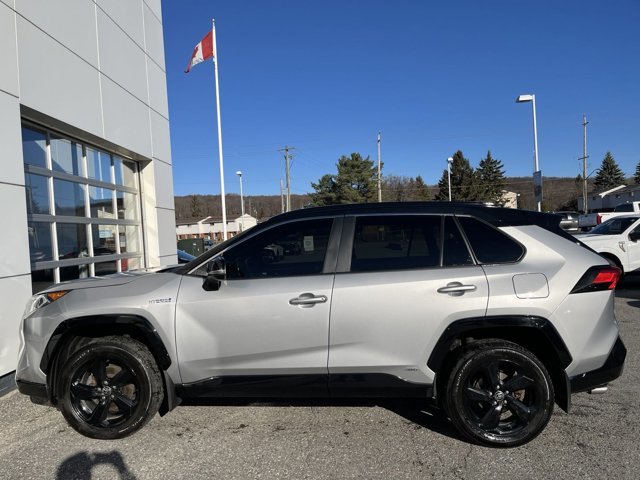 2021 Toyota RAV4 Hybrid XLE-9