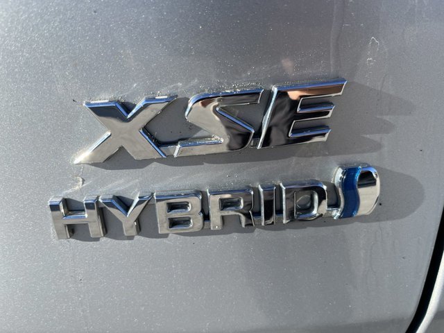 2021 Toyota RAV4 Hybrid XLE-7