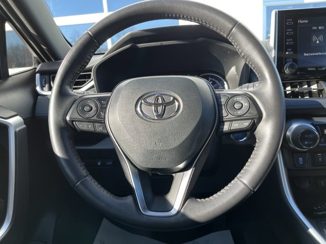 2021 Toyota RAV4 Hybrid XLE-21