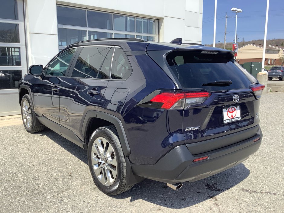 2021 Toyota RAV4 XLE-4