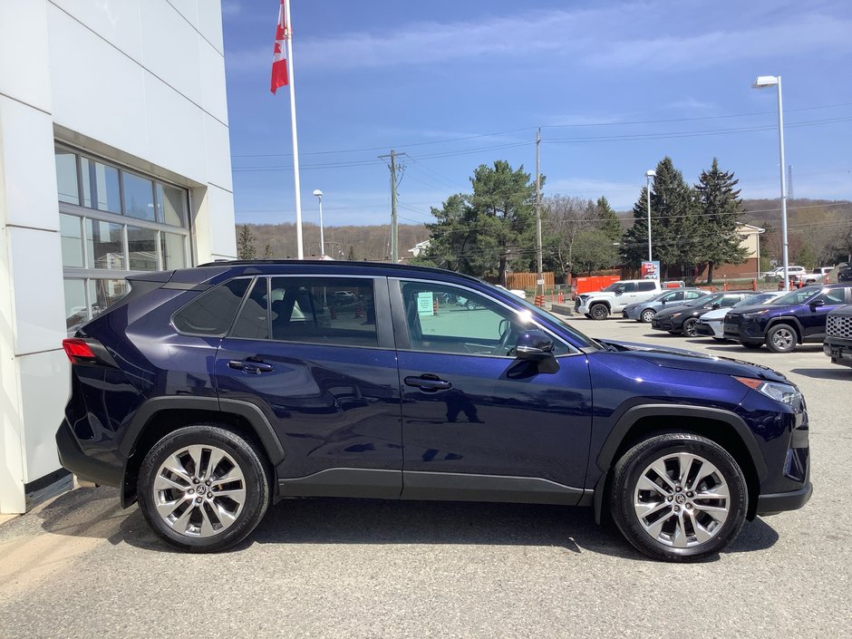 2021 Toyota RAV4 XLE-3
