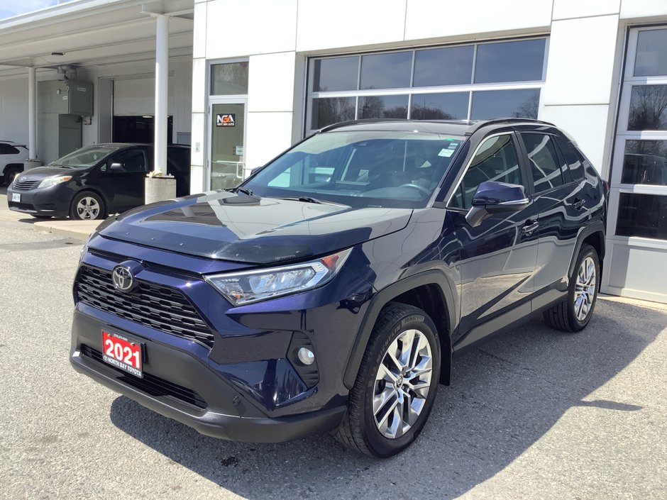 2021 Toyota RAV4 XLE-0