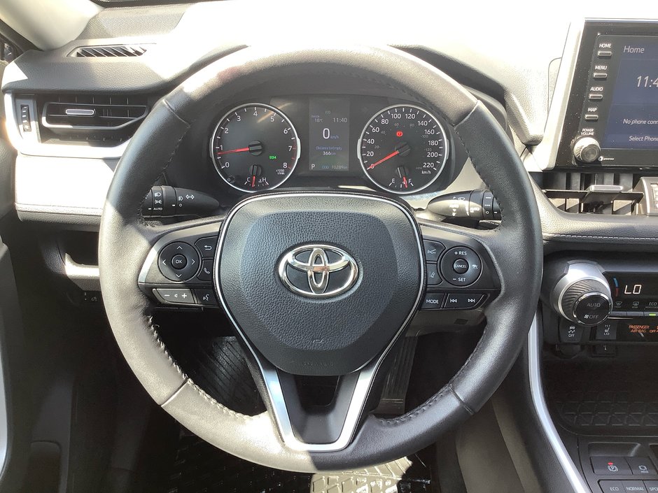 2021 Toyota RAV4 XLE-16