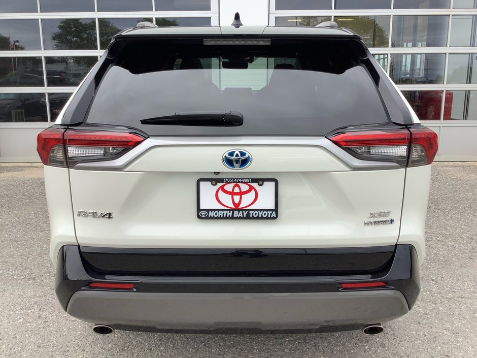 2021 Toyota RAV4-12