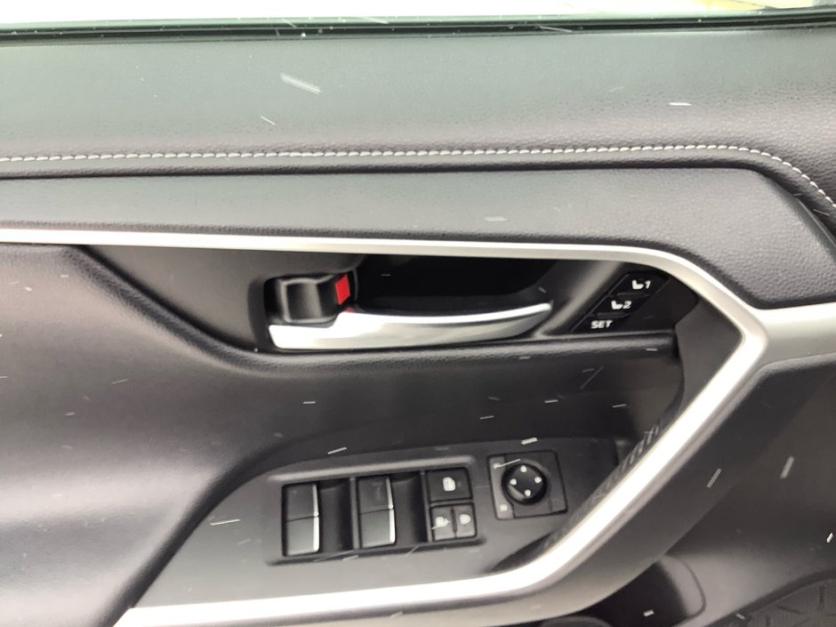 2021 Toyota RAV4 Limited-11