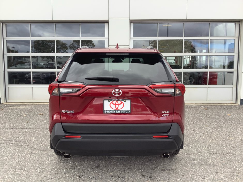 2021 Toyota RAV4 XLE-6