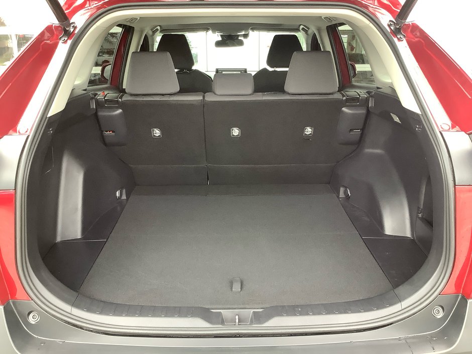 2021 Toyota RAV4 XLE-8
