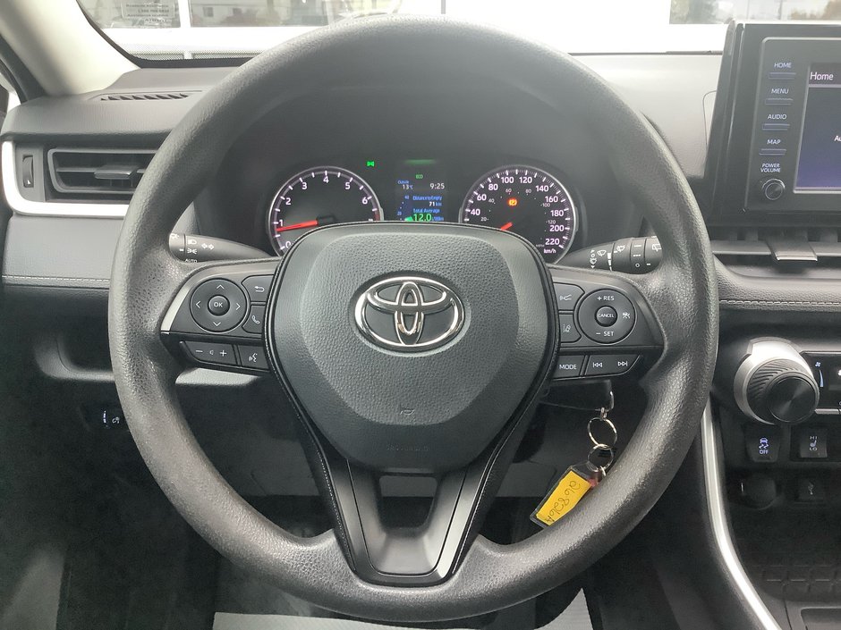 2021 Toyota RAV4 LE AWD-19
