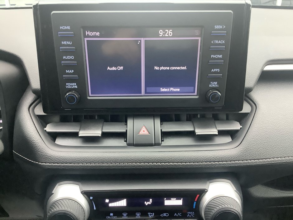 2021 Toyota RAV4 LE AWD-20