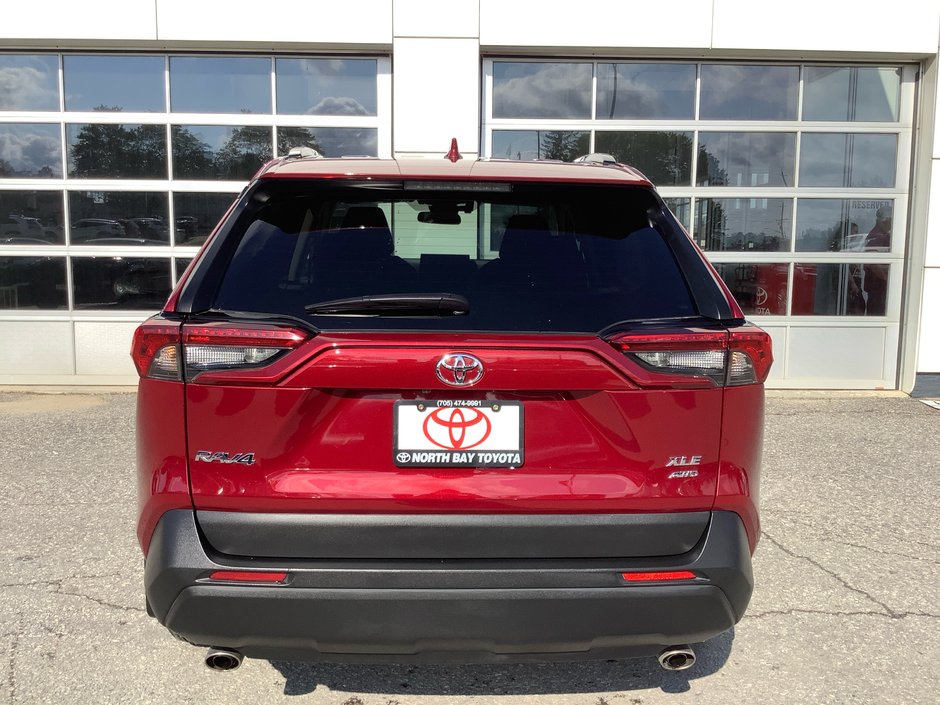2022 Toyota RAV4 XLE-7