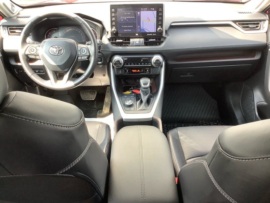 2022 Toyota RAV4 LIMITED-24