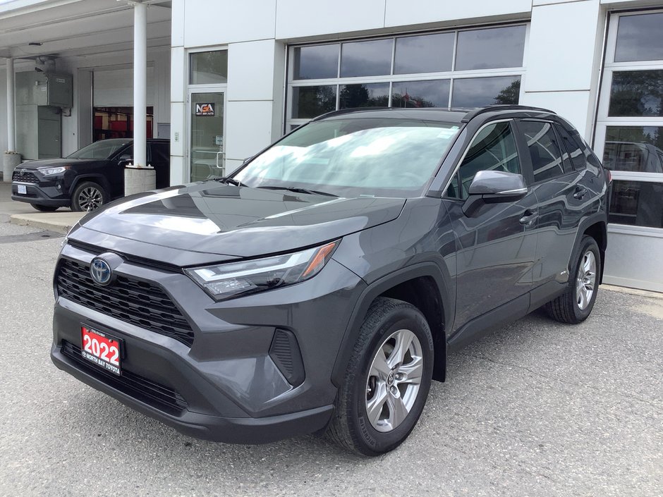 2022 Toyota RAV4 Hybrid XLE-8
