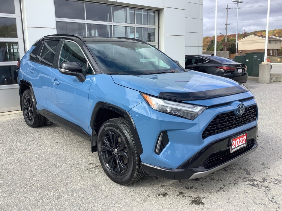 2022 Toyota RAV4 XSE TECH-2
