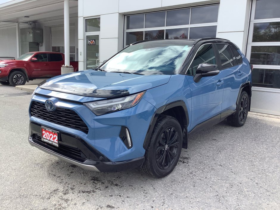 2022 Toyota RAV4 XSE TECH-1