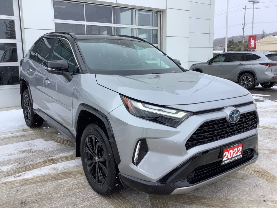 2022 Toyota RAV4 Hybrid XSE-1