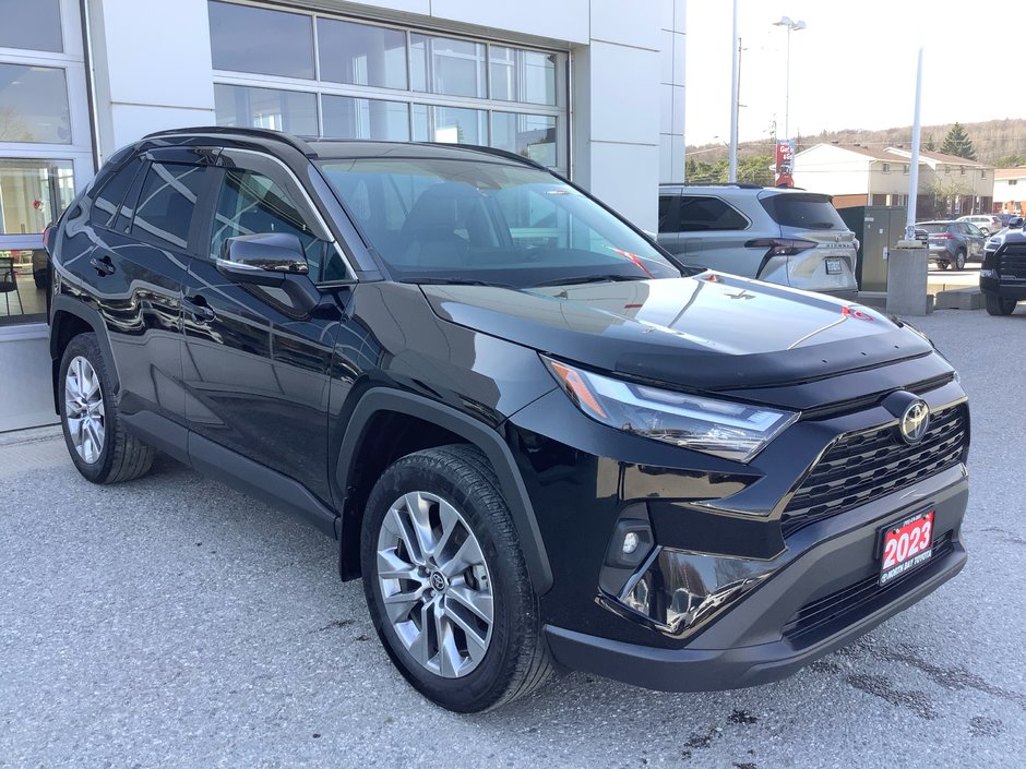 2023 Toyota RAV4 XLE PREMIUM-0