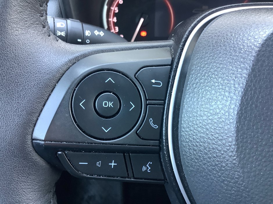2023 Toyota RAV4 XLE PREMIUM-19