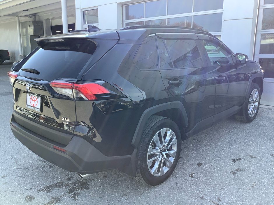 2023 Toyota RAV4 XLE PREMIUM-7