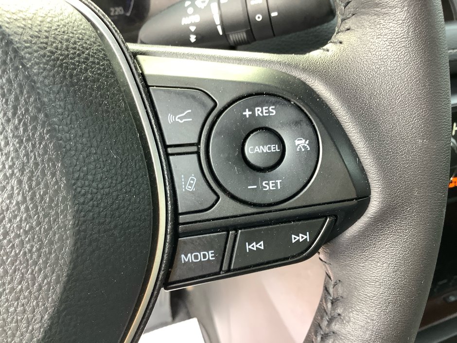 2023 Toyota RAV4 LIMITED-17