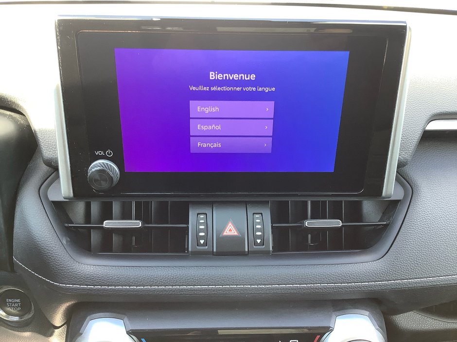 2023 Toyota RAV4 XLE-21