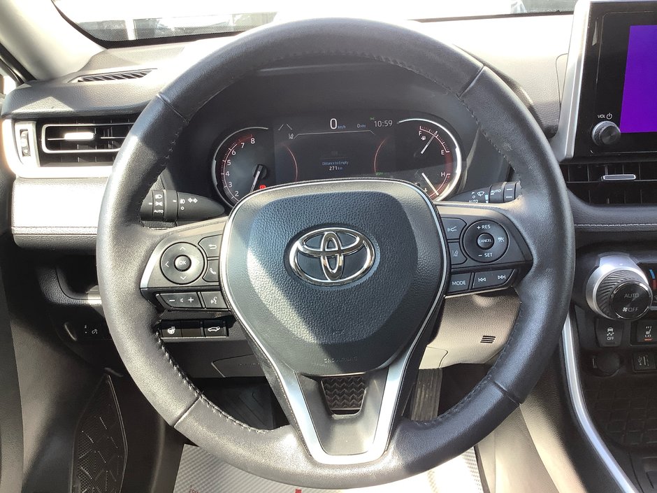 2023 Toyota RAV4 XLE-20
