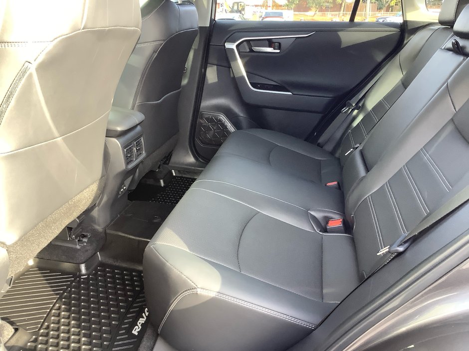 2024 Toyota RAV4 LIMITED-12