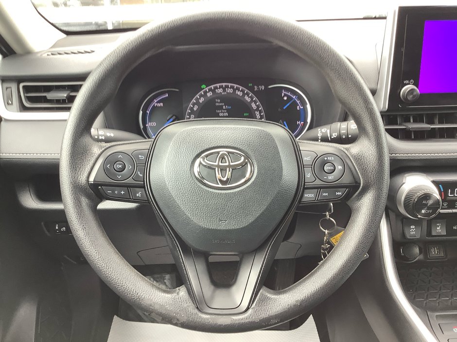 2024 Toyota RAV4 Hybrid LE-12