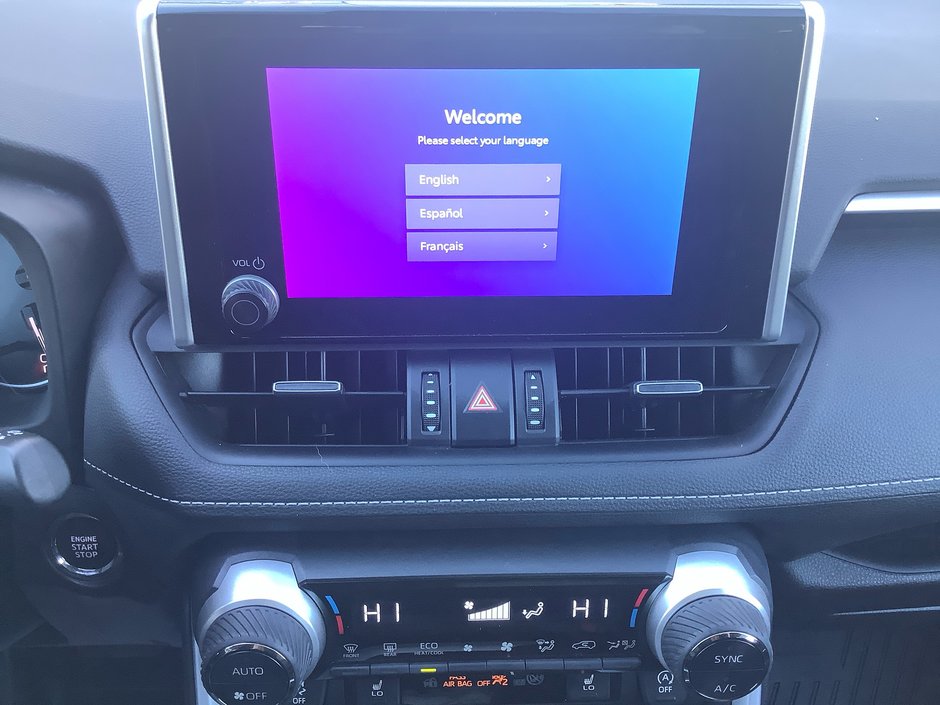 2024 Toyota RAV4 XLE-21